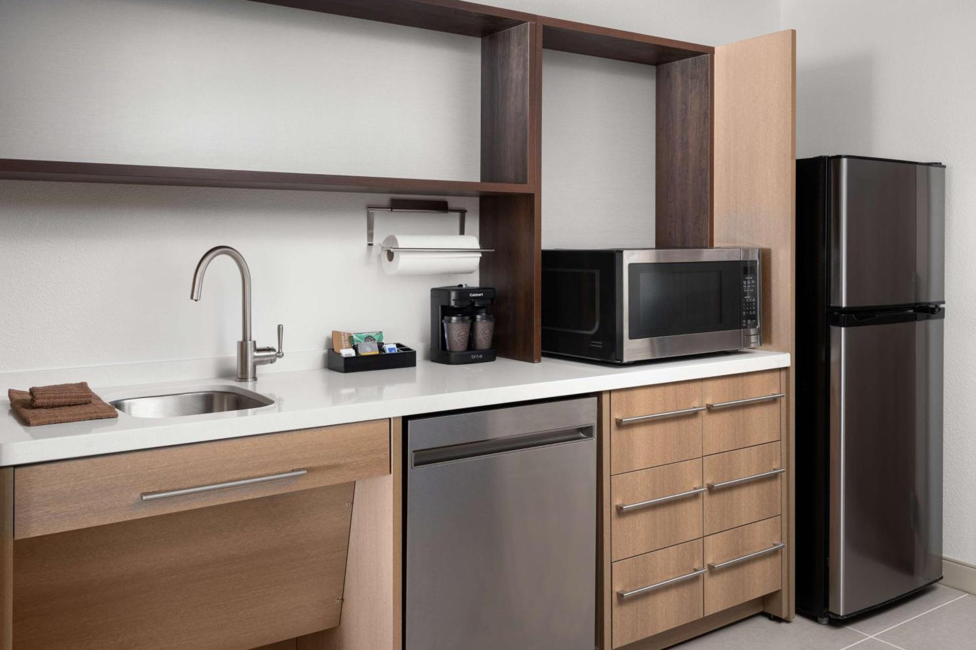 Home2 Suites By Hilton Уинтър Хевън Екстериор снимка